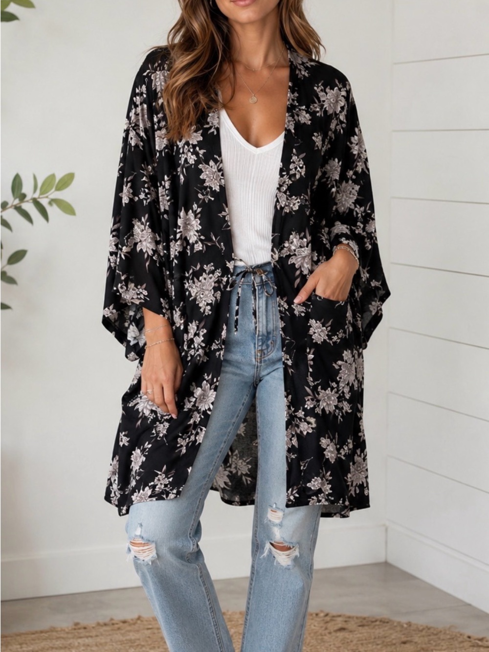 Spiritual Gangster OS black white floral print front tie casual cottagecore robe